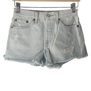 Levi’s jean shorts frayed hem light blue distressed summer beach sz 25